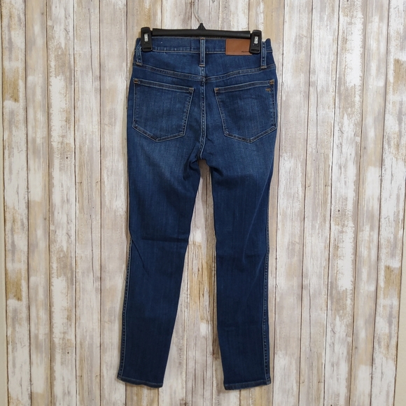 Madewell 10" High-Rise Skinny Jeans in Danny Wash Size 25P - Picture 2 of 9